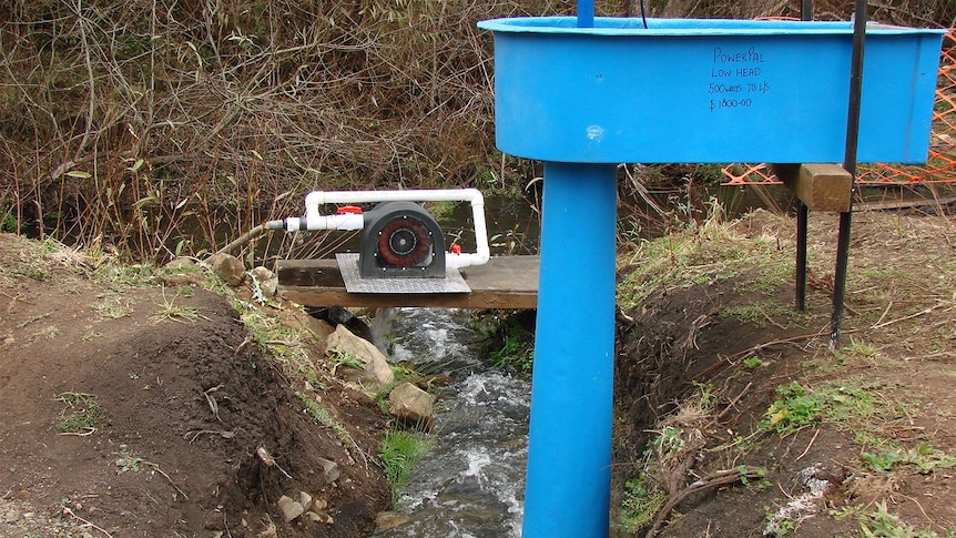 Mini hydro generator