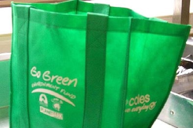 'Green bags' are made from an oil by-product