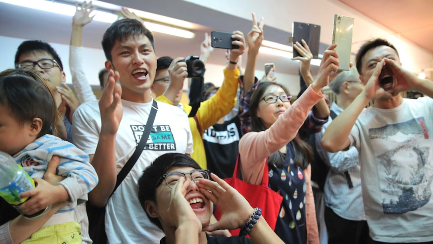 香港区议会选举中泛民取得压倒性胜利