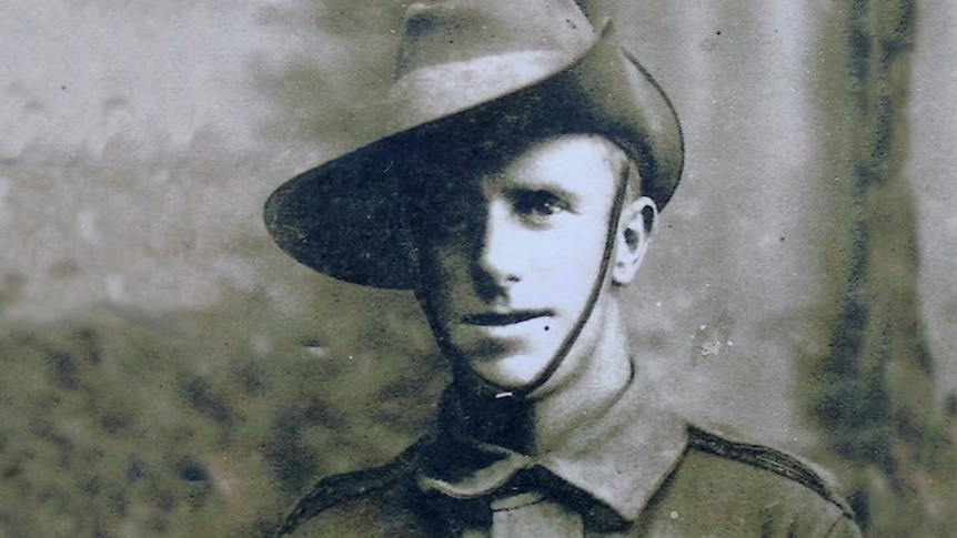 Portrait photo of soldier in uniform