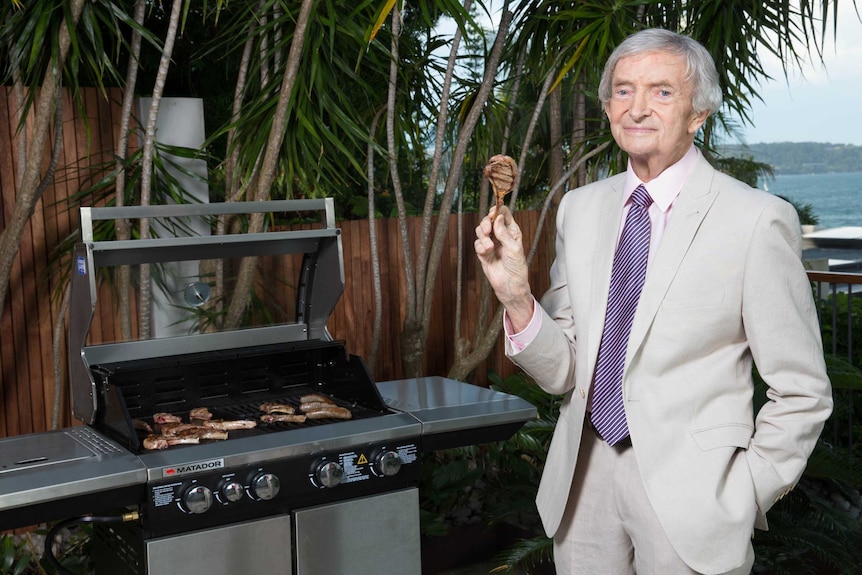 Richie Benaud spruiks Australian lamb