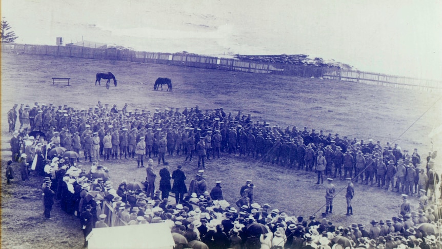 Would-be WW1 volunteers trained at Kiama's campsites. Here you can see the infamous blowhole in the background. 