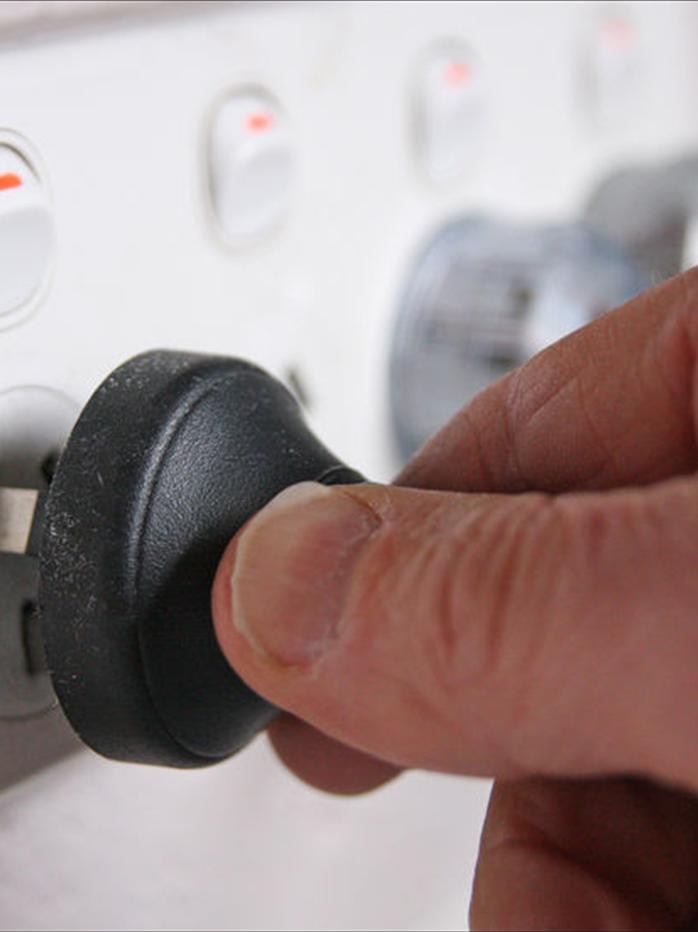 About 1,000 Tasmanians have registered for help to pay power bills.