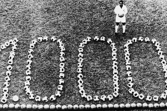 Pele with footballs