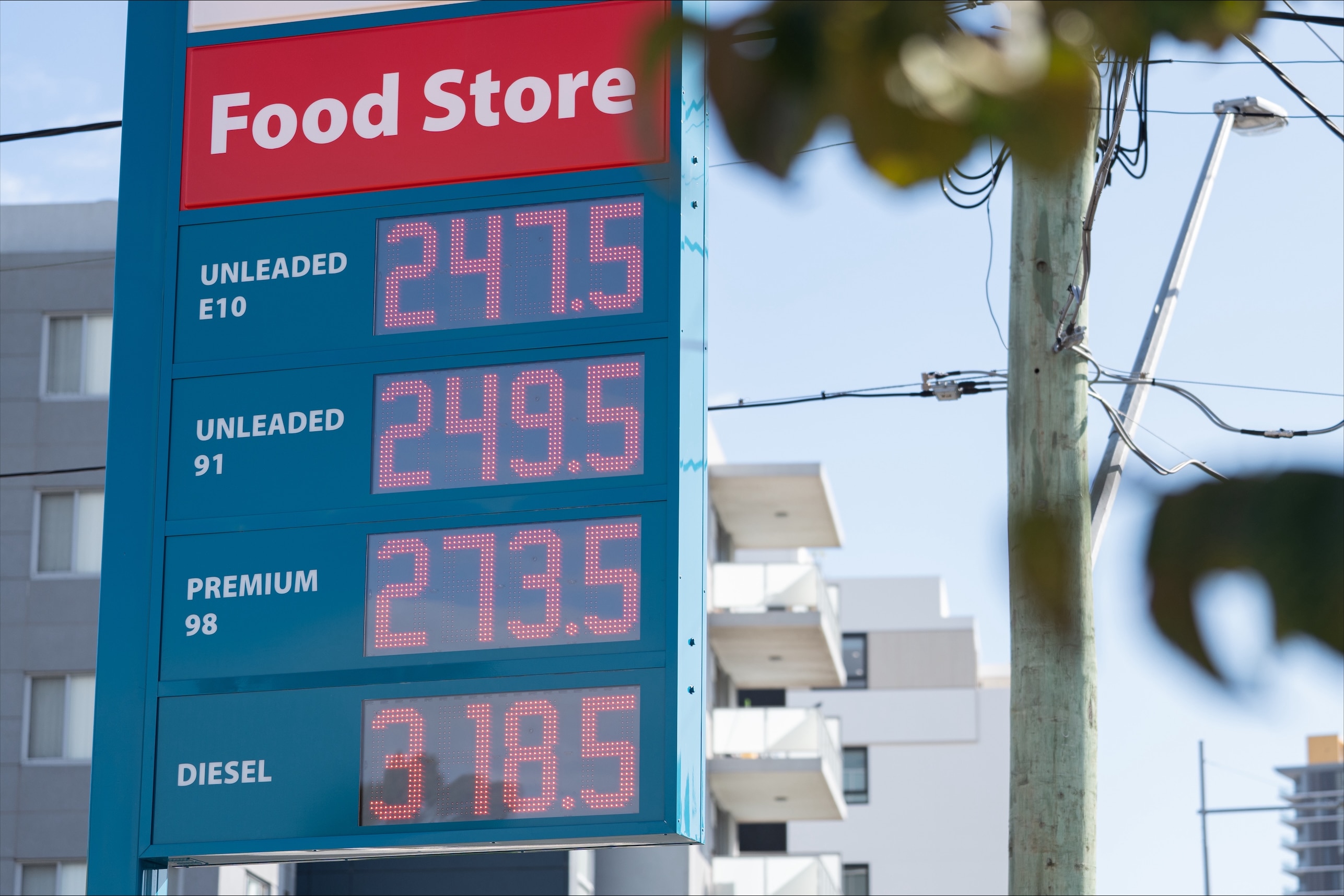 Some Australians fear lockdowns. Economists say stagflation is the bigger risk