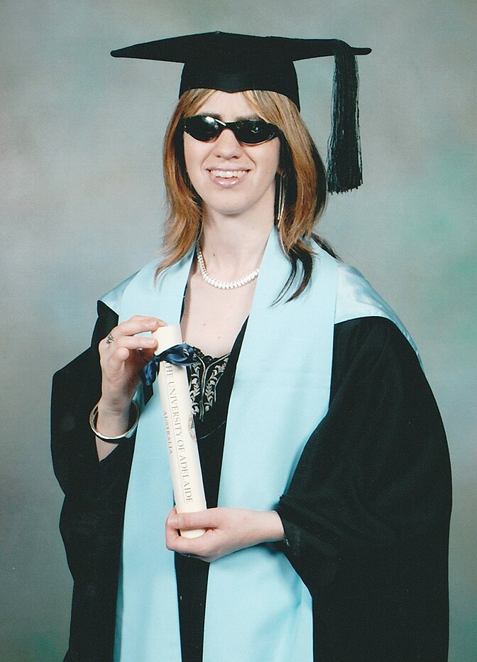 Legal aid lawyer who lost her sight as child awarded posthumously by ...