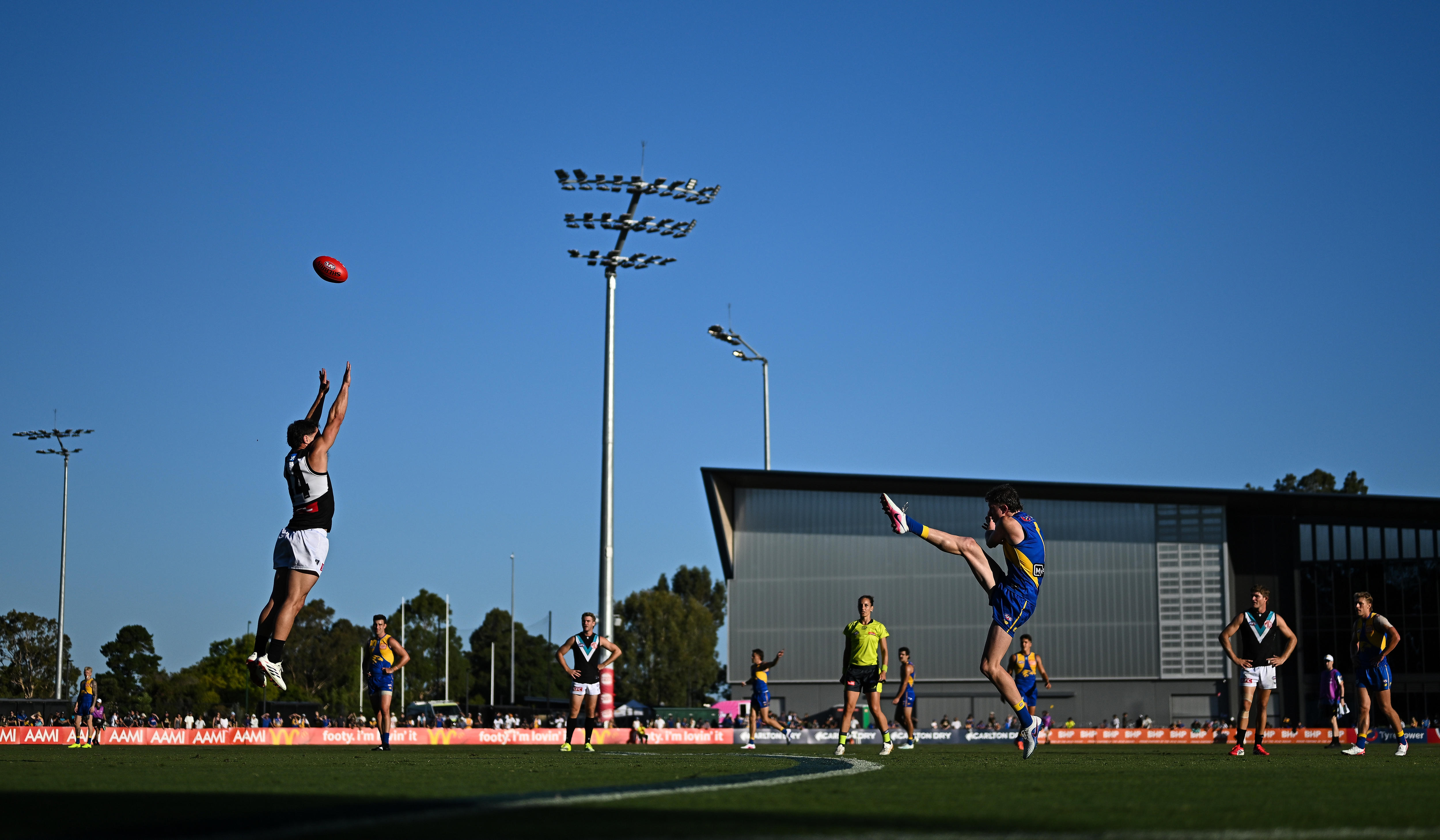 How the long bomb is making an impact this AFL season