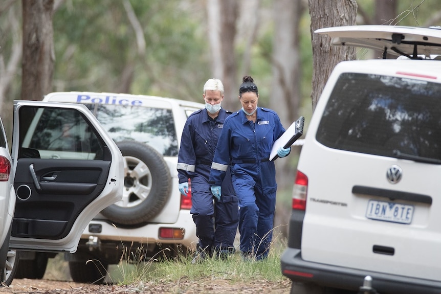 Forensic teams at Mount Macedon