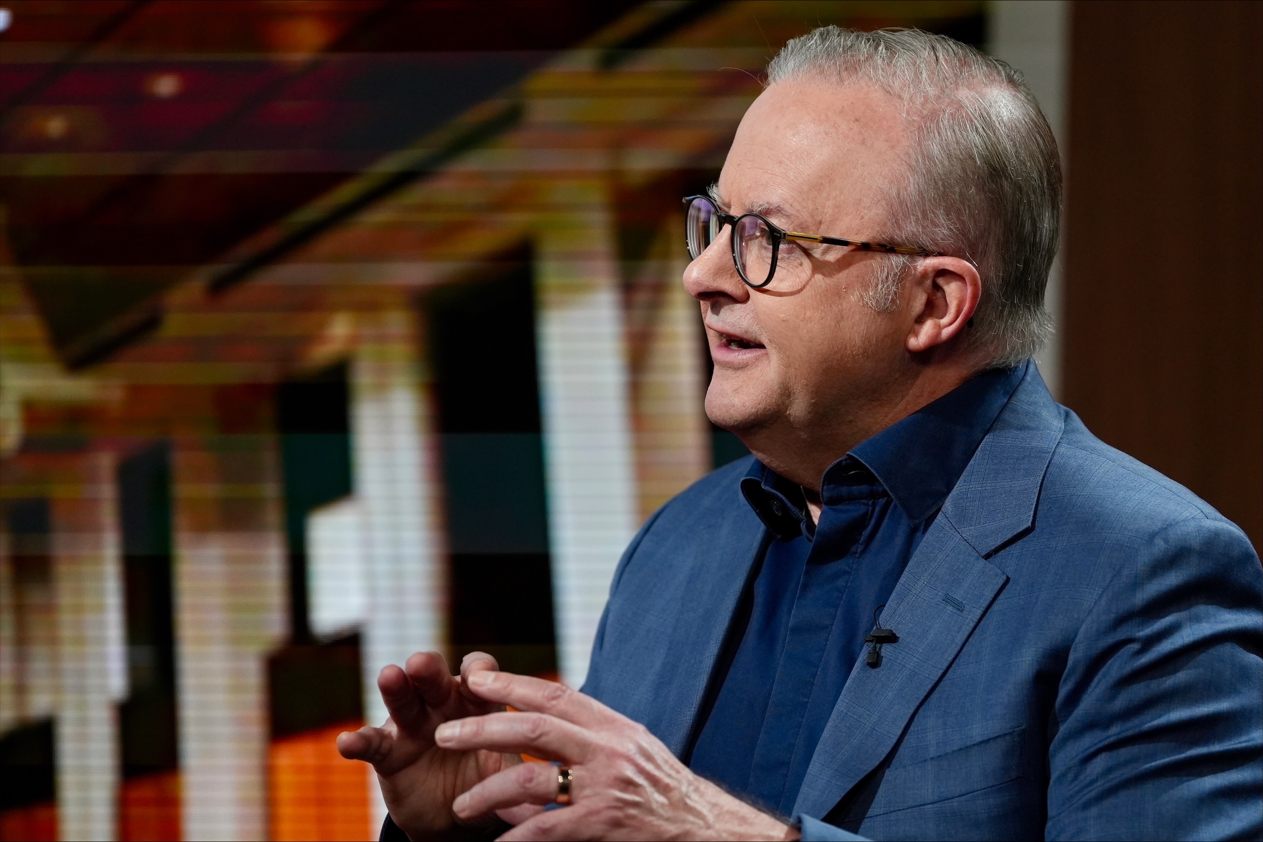 Live: PM bats away expense questions on Wells as he spruiks social media ban