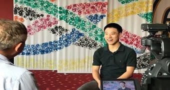 毛维烨接受了澳大利亚广播公司中文网采访