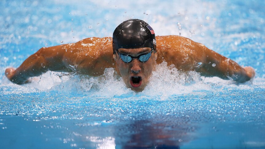 Michael Phelps in the 200m butterfly final