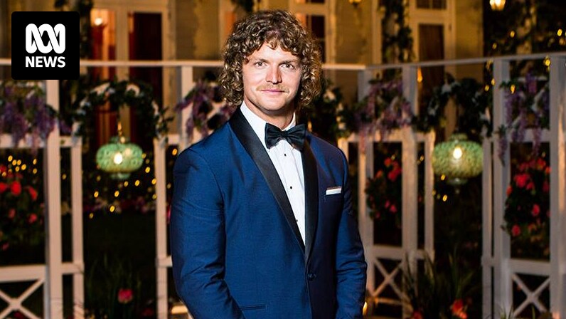 New Bachelor Nick 'The Honey Badger' Cummins provides prime time Strine  feast for linguists - ABC News