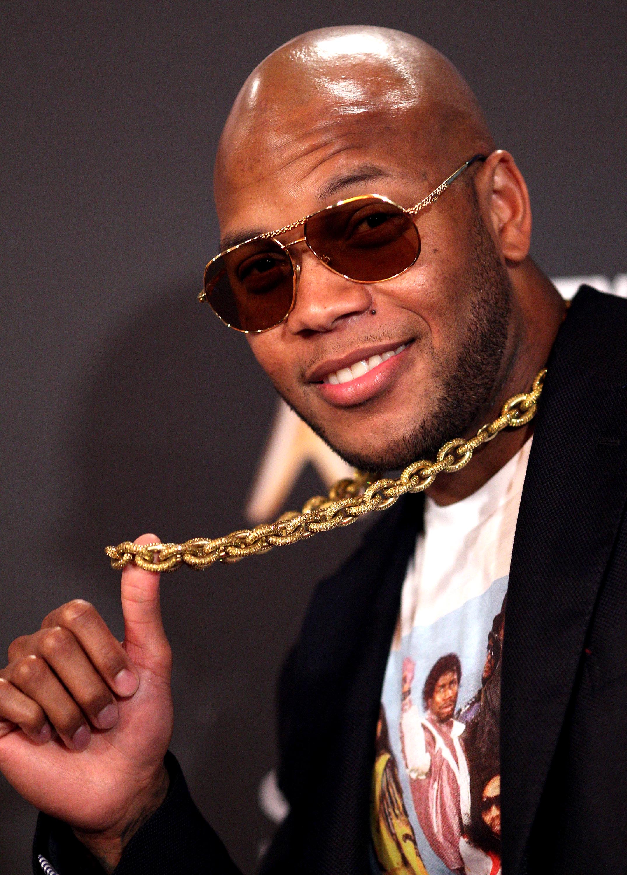 Flo Rida served damages claim via Facebook - ABC News