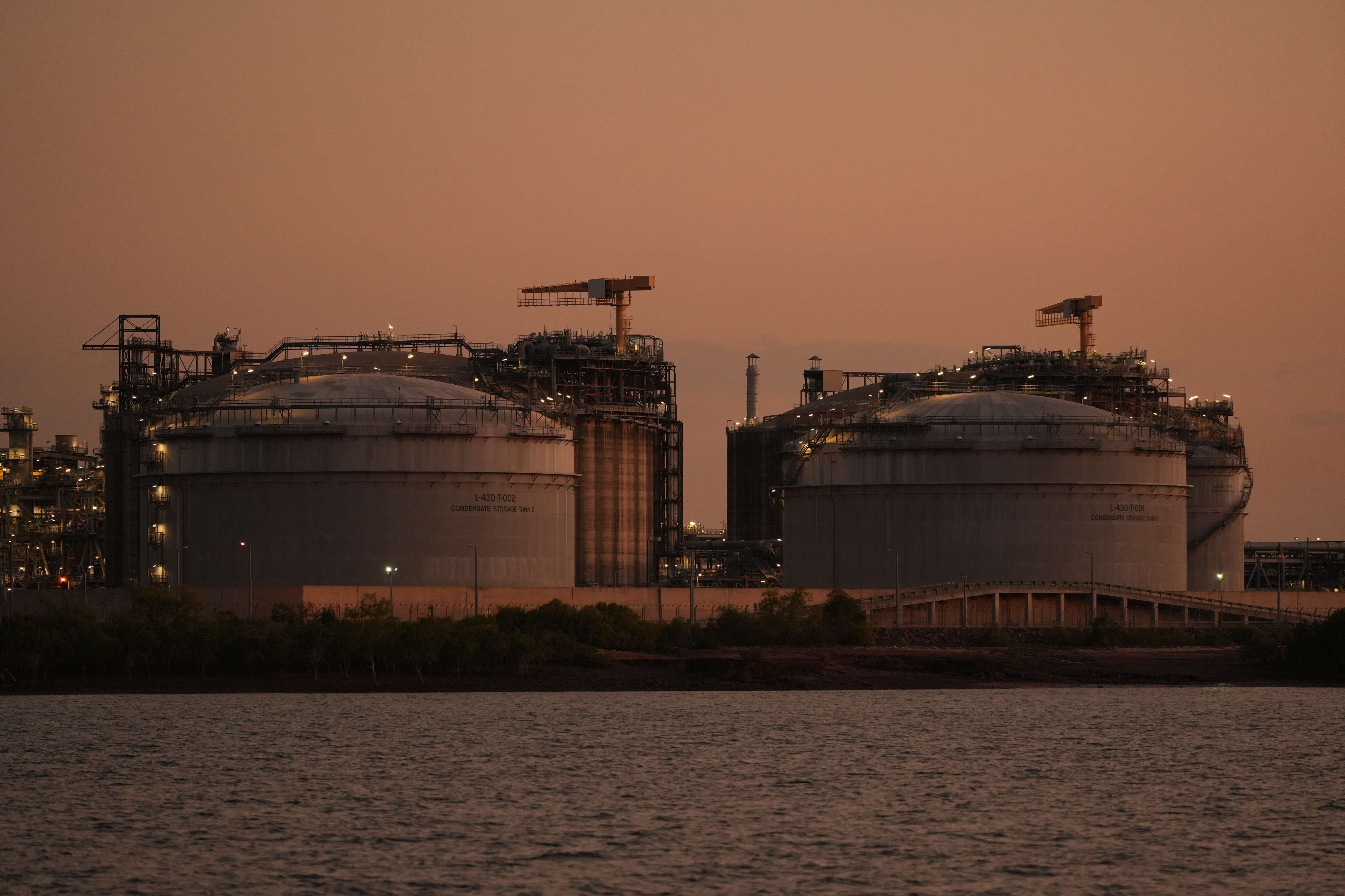 Inpex investigated after suspected sulphur dioxide exposure hospitalises worker