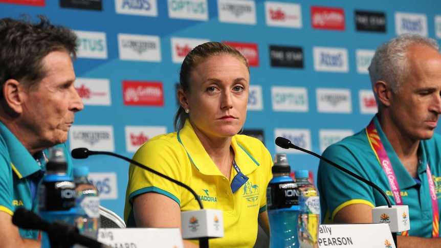 Sally Pearson speaks at a press conference to confirm her withdrawal from the Games. (Photo: James Maasdorp]