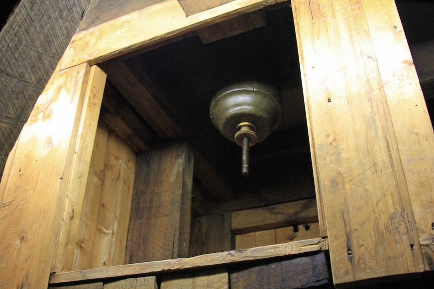The Hobart clock pendulum
