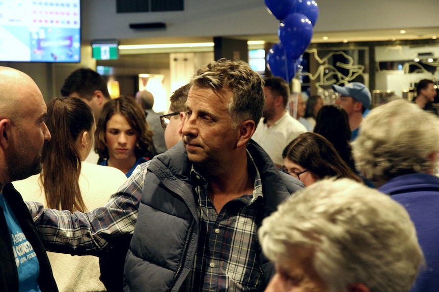 Liberal candidate for Gilmore Andrew Constance speaks to supporters at his election function in Bomaderry, May 2022