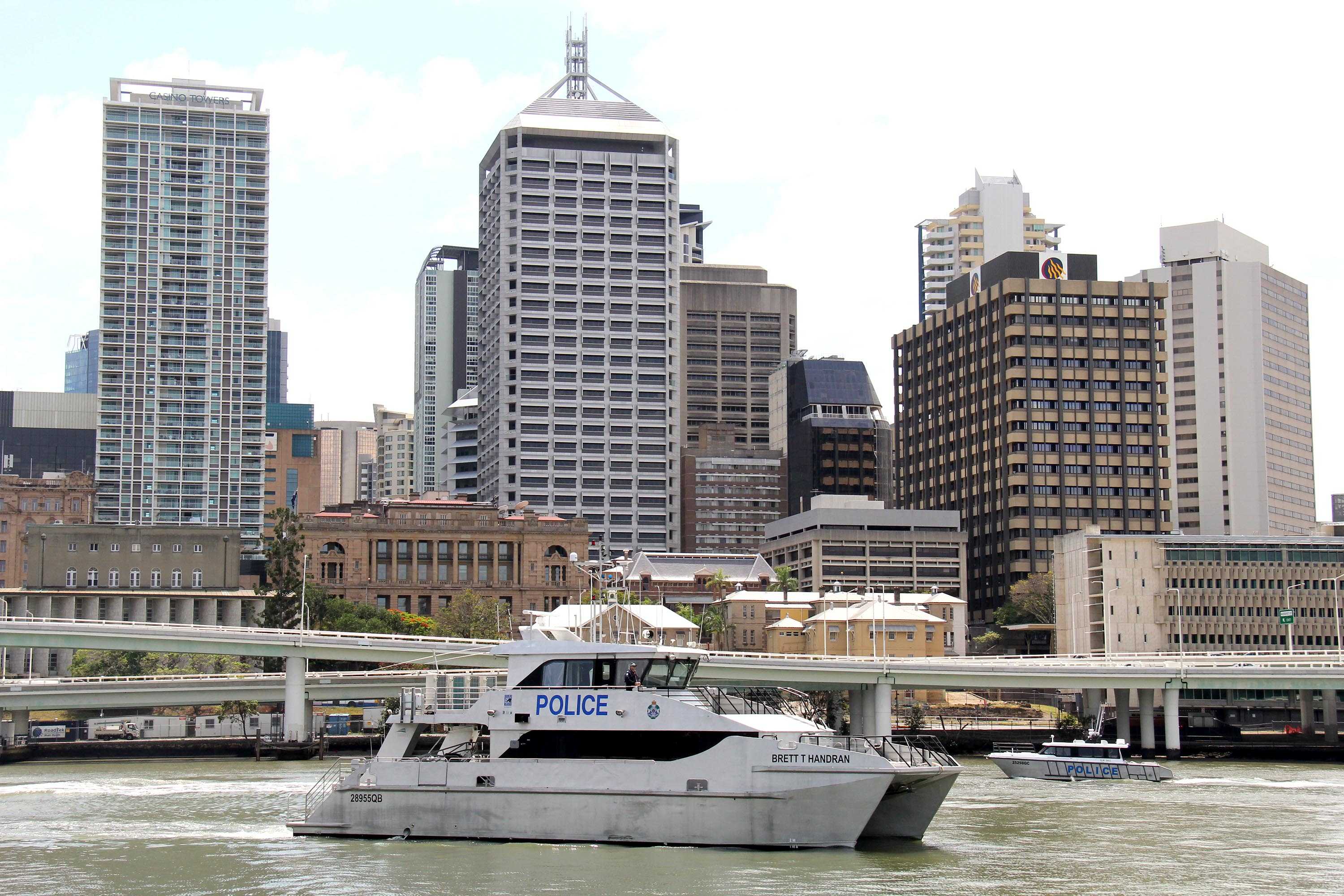 Search resumes for man swept away in Brisbane River while retrieving ...