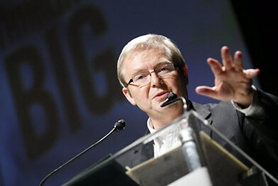 Prime Minister Kevin Rudd addresses the delegates during the summation and close of the 2020 summit in Canberra, Sunday, Apri...