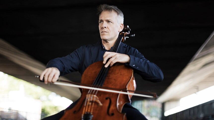 Cellist Alban Gerhardt.