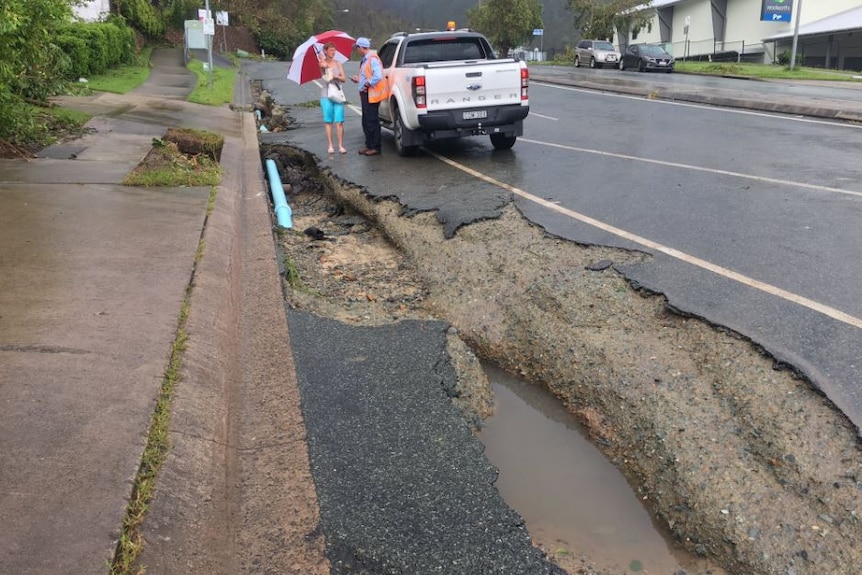 Road is washed away in Airlie Beach