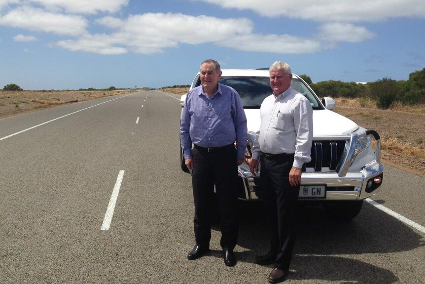 Geraldton Mayor Ian Carpenter and Mid West Development Commission chairman Murray Criddle.