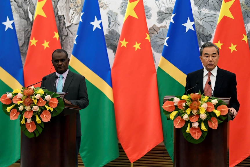 Foreign Ministers of Solomon Islands and China at joint press conference in September, 2019.