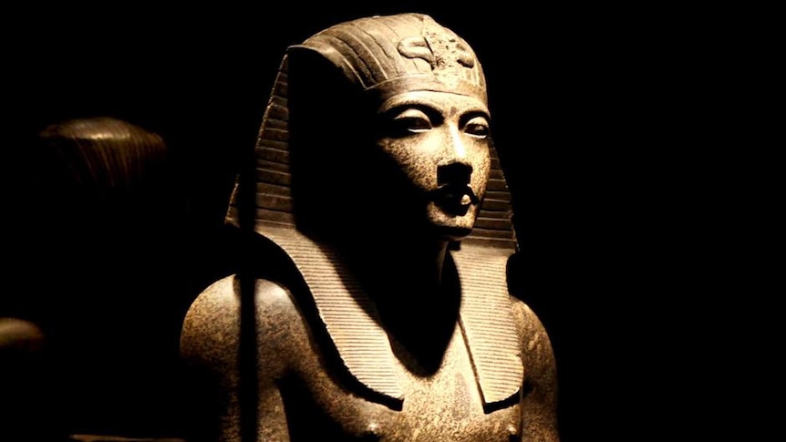Granite Statue of Tutankhamun at the Tutankhamun and the Golden Age of the Pharaohs exhibition