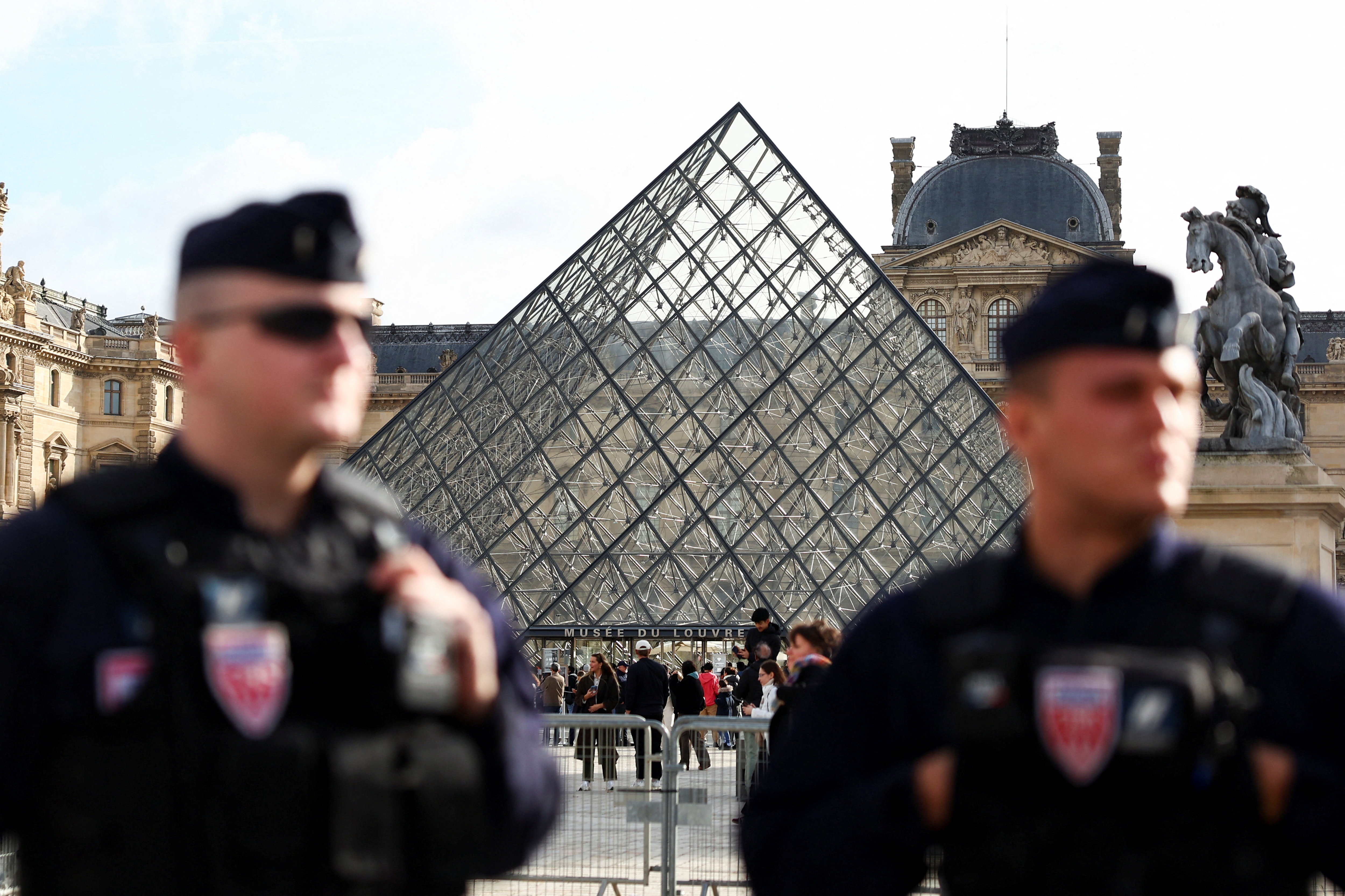 Sledgehammers and explosives more common in museum heists, Europol says