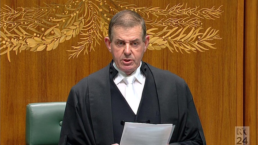 Slipper opens Parliament and steps aside