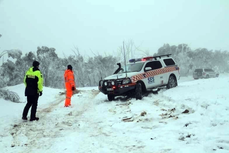 SES crews at the scene of the rescue in the Alpine National Park.