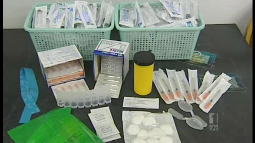 The report recommends a contained needle exchange program be set up in the jail's health centre.