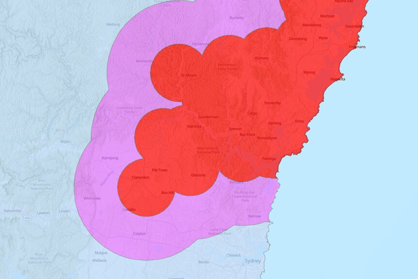 A map showing a red eradication zone surrounded by a pink surveillance zone, 5km west of Sydney