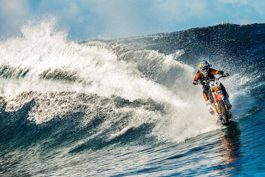 Robbie Maddison hangs ten on his bike