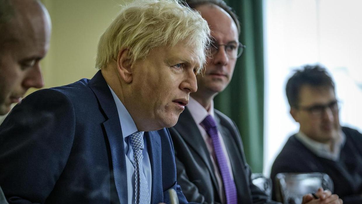 Kenneth Branagh, playing Boris Johnson, attends a cabinet meeting.