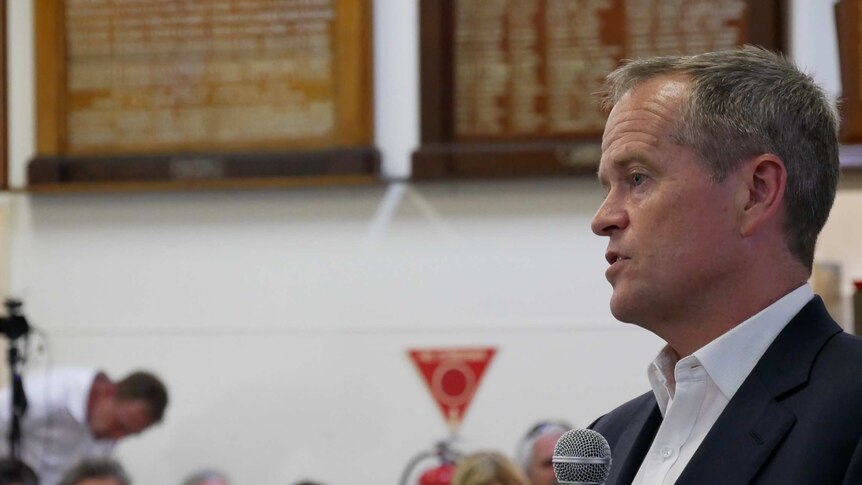 The audience listens to Bill Shorten speaking at a town hall meeting in Bundaberg on 21st January 2019