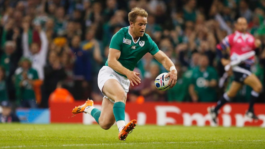 Luke Fitzgerald scores a try for Ireland against Argentina in 2015 Rugby World Cup quarter-final.