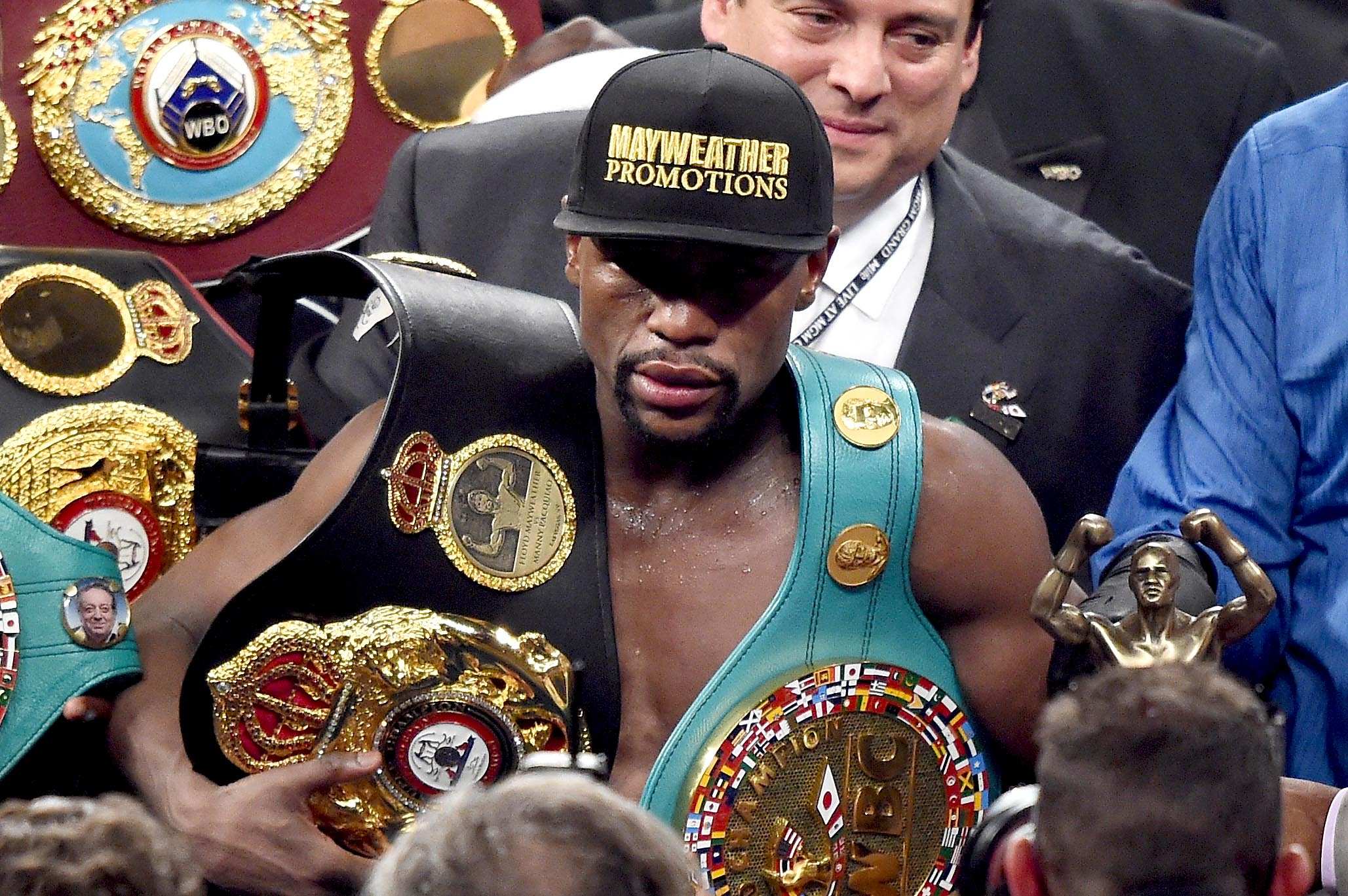 Floyd Mayweather Admits He Has Lost His Love Of Boxing, May Relinquish ...