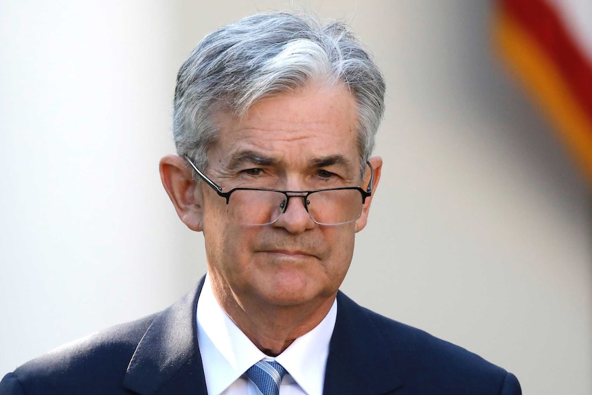 Jerome Powell na imprezie reklamowej w Ogrodzie Różanym