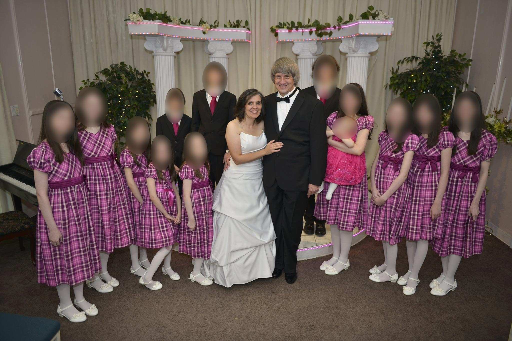 David And Louise Turpin California Couple Who Kept 13 Children Captive Plead Guilty To Torture Abc News