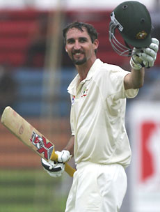 Cricket storytime with Dizzy: The double century and the cranky captain episode artwork