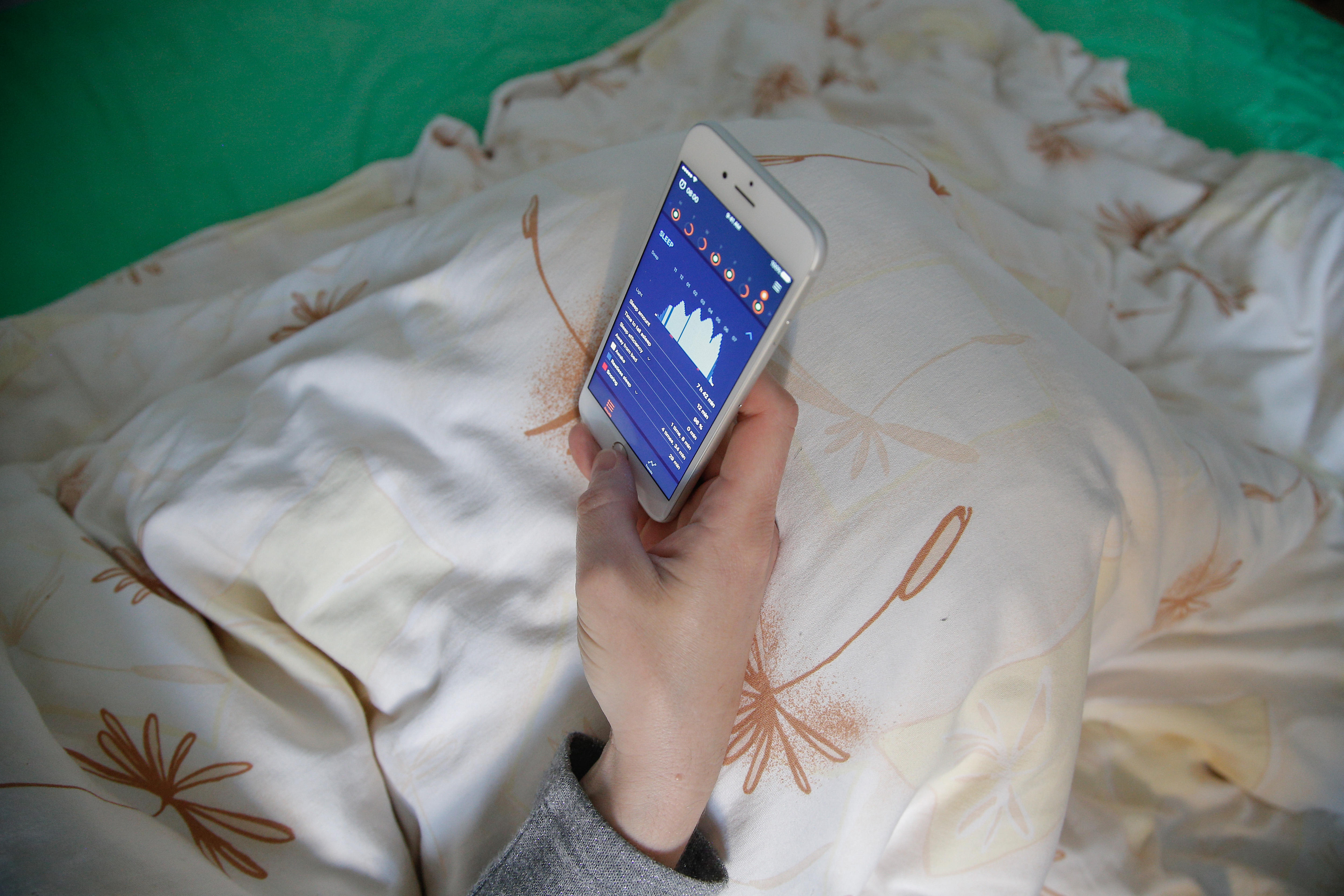 Sleep wearables: Do you roll out of bed and check your data?