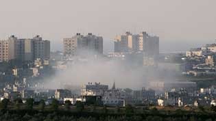 Israel and the Palestinians have agreed to halt fighting in the Gaza Strip.