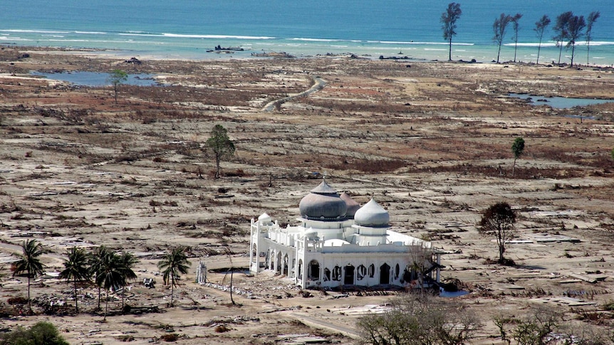 Mosque on Banda Aceh