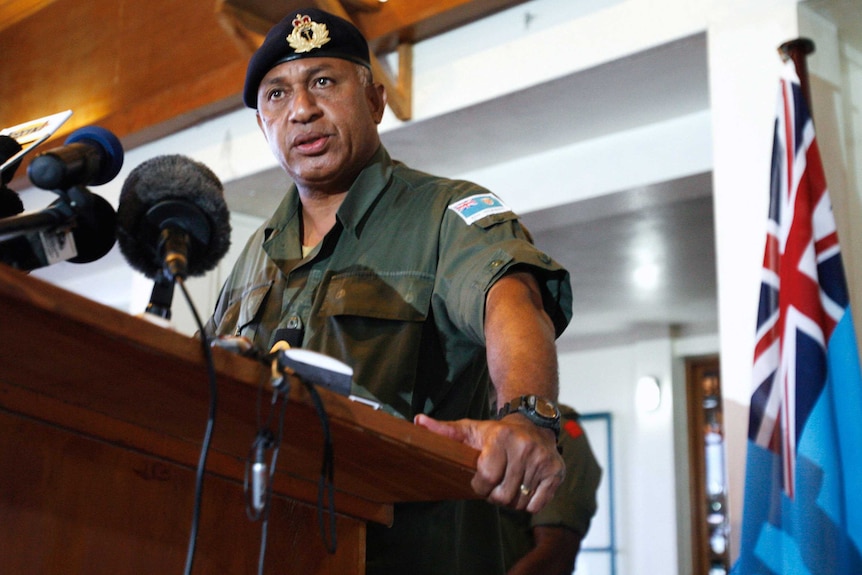 Fiji's Military Commander Frank Bainimarama delivers a statement to news media, December 2006.