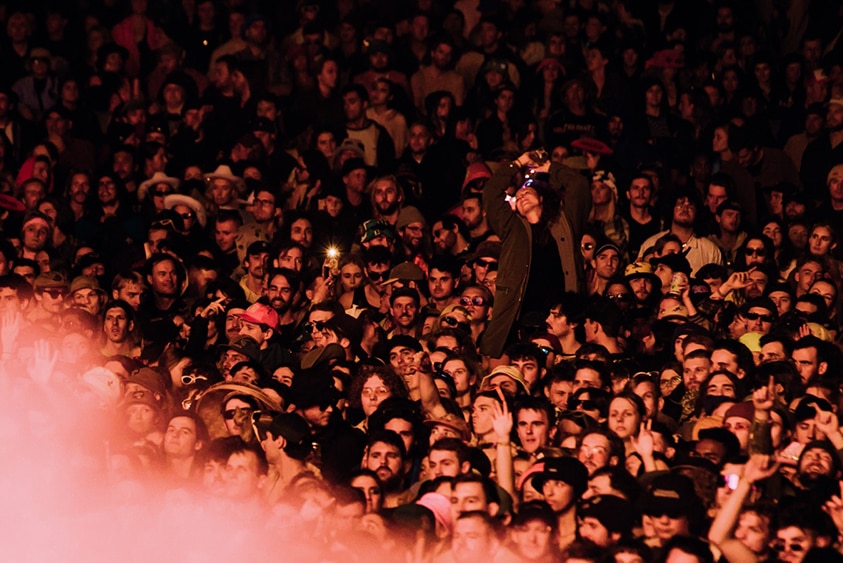 The crowd at Violent Soho's last Splendour IN The Grass performance before going on hiatus, Sat 23 July