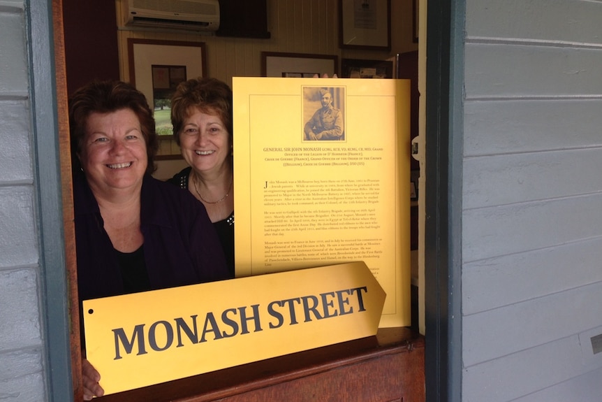 Direct descendants of soldier settlers, Marie Carman and Lorelei King, at the El Arish history station.