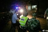 地震发生后，位于震中双河镇、梅硐镇的群众被警方转移至安全地点。