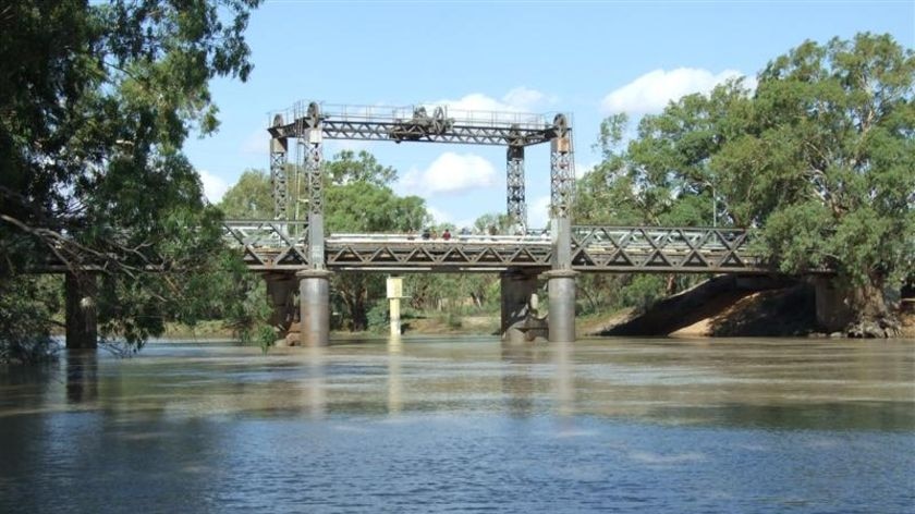 Darling River flows again