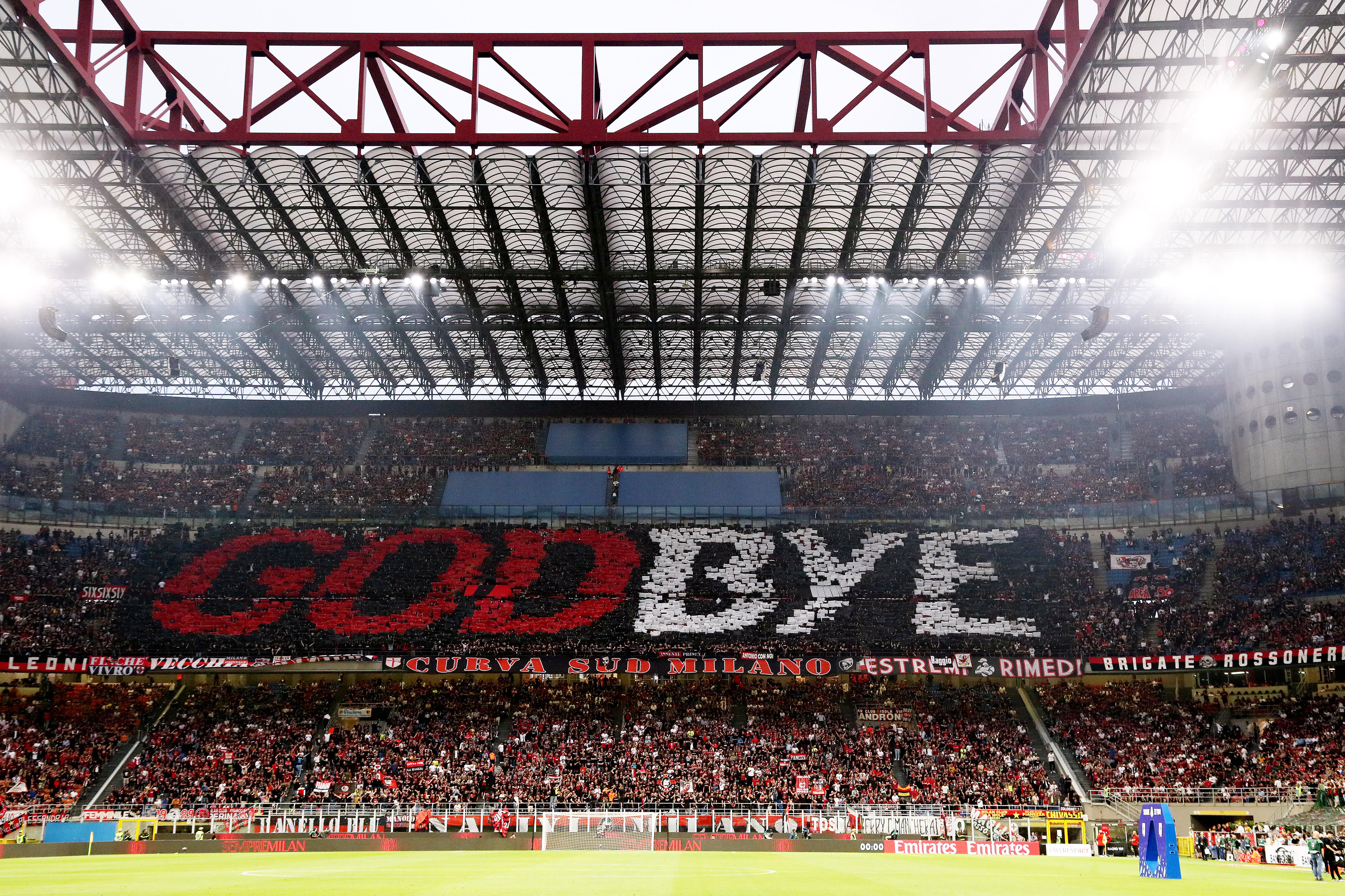 Zlatan Ibrahimovic retires from professional football at age 41 | StoryMag